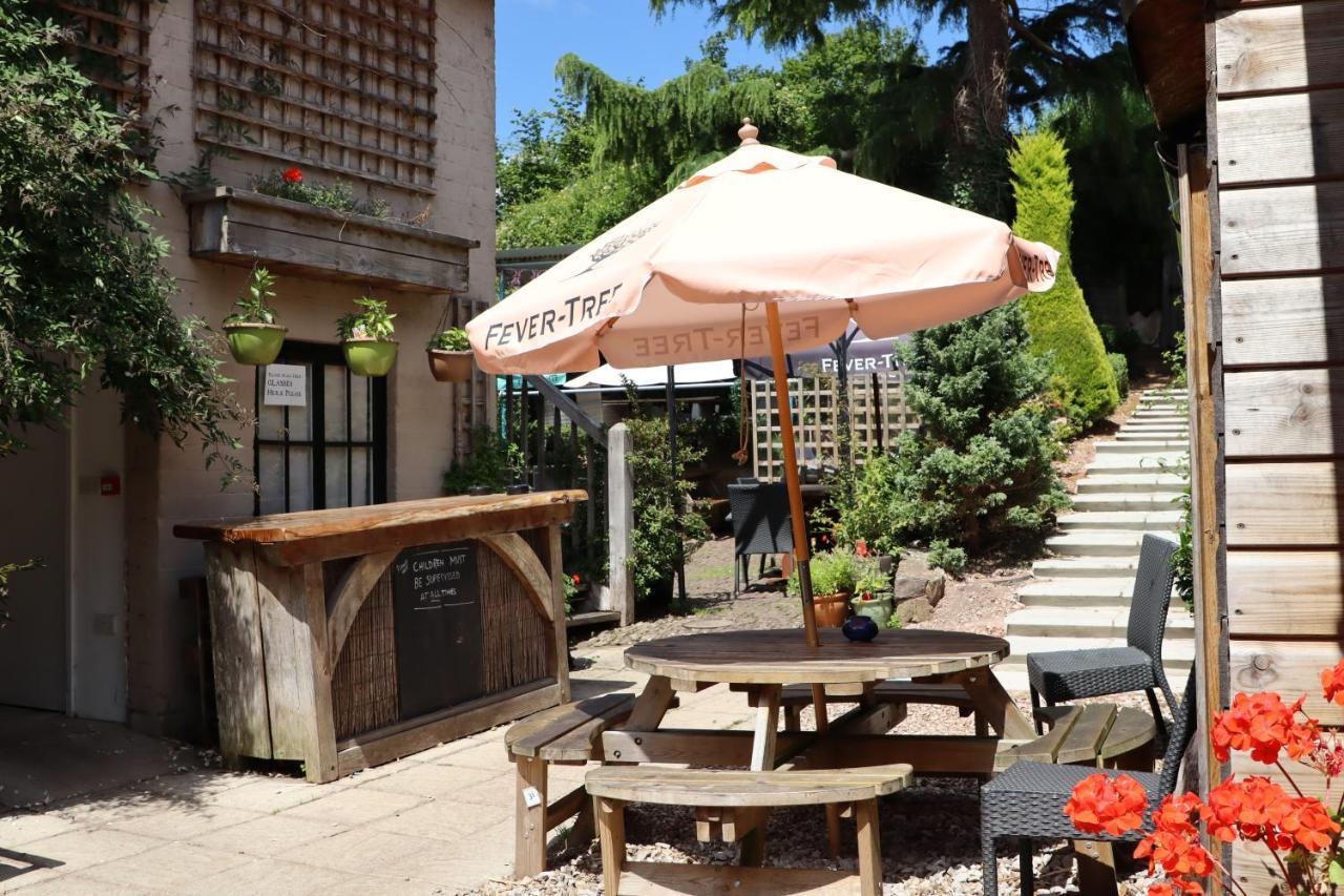 The Lamb Inn Crediton Esterno foto