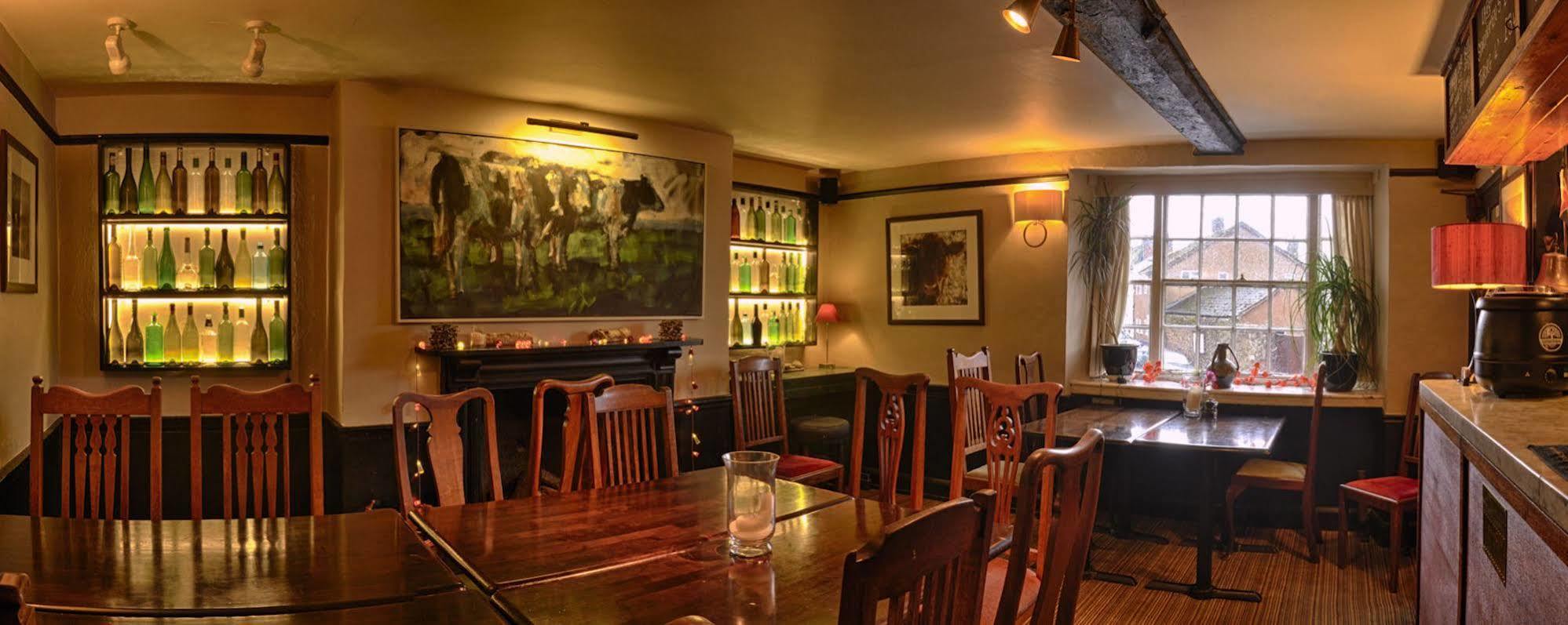 The Lamb Inn Crediton Esterno foto