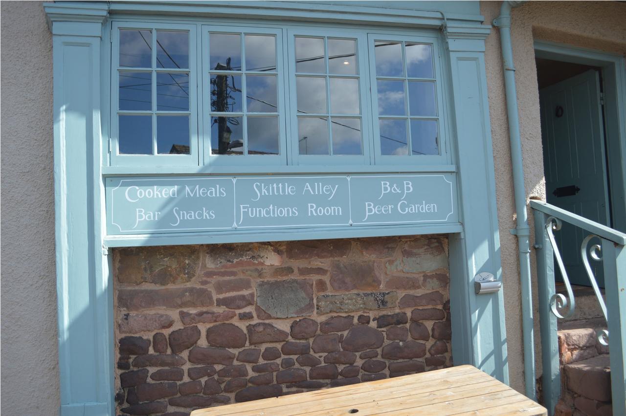 The Lamb Inn Crediton Esterno foto