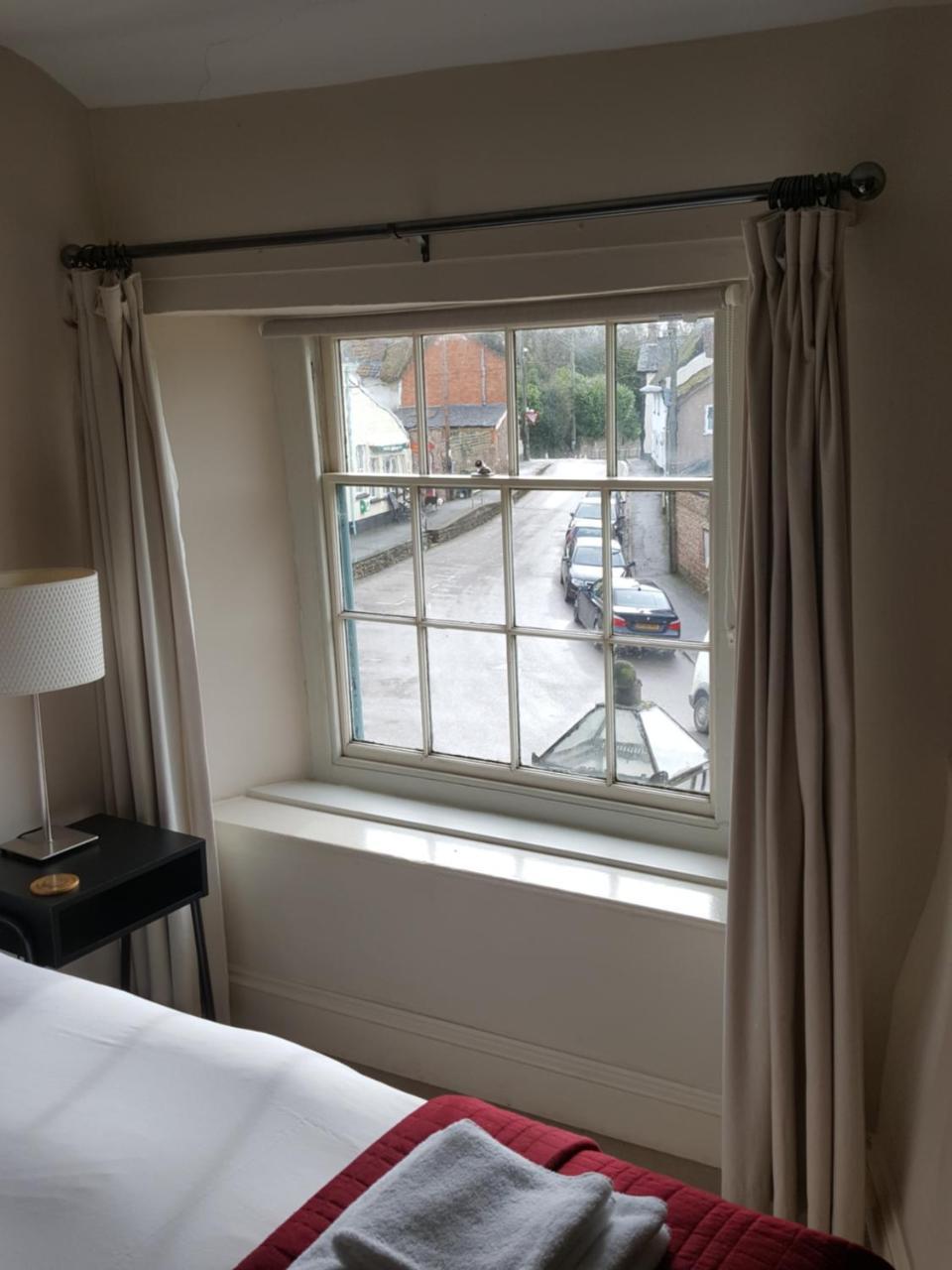 The Lamb Inn Crediton Esterno foto
