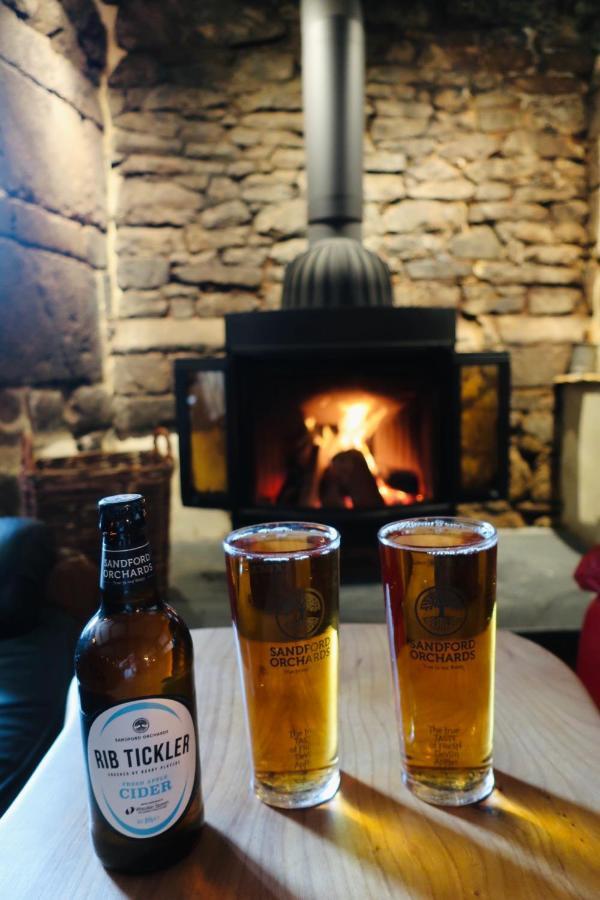 The Lamb Inn Crediton Esterno foto
