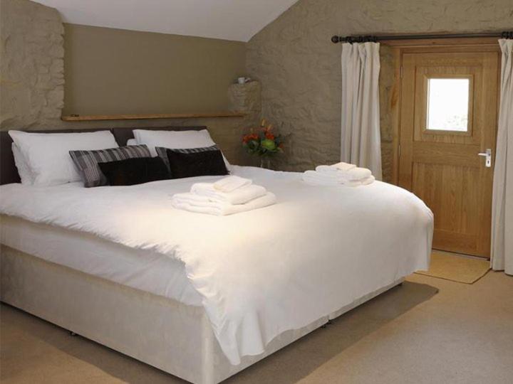 The Lamb Inn Crediton Esterno foto